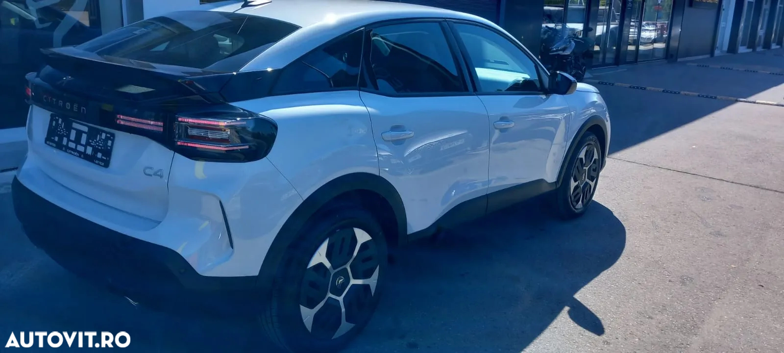 Citroën C4 1.2 eDCT6 MHEV PLUS - 5