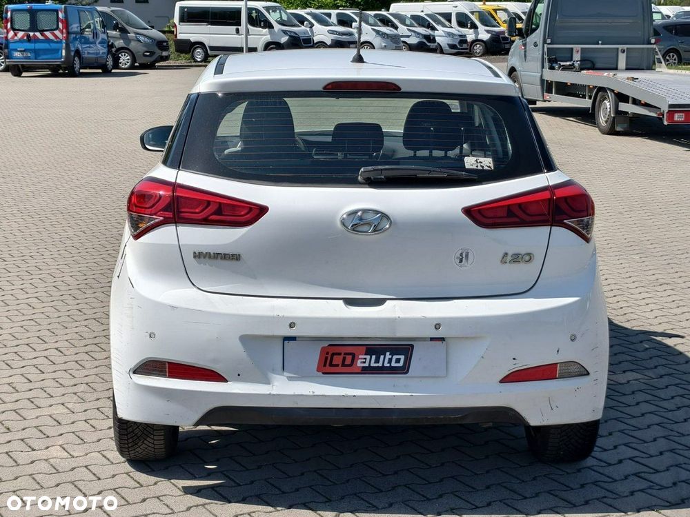 Hyundai i20 - 6