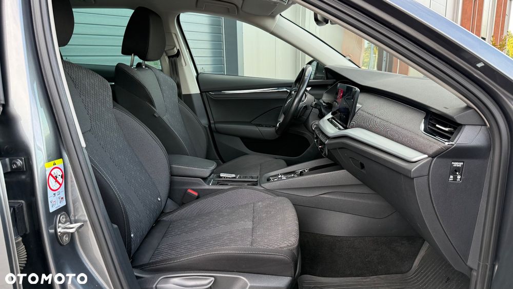 Skoda Octavia 2.0 TDI Style DSG - 9