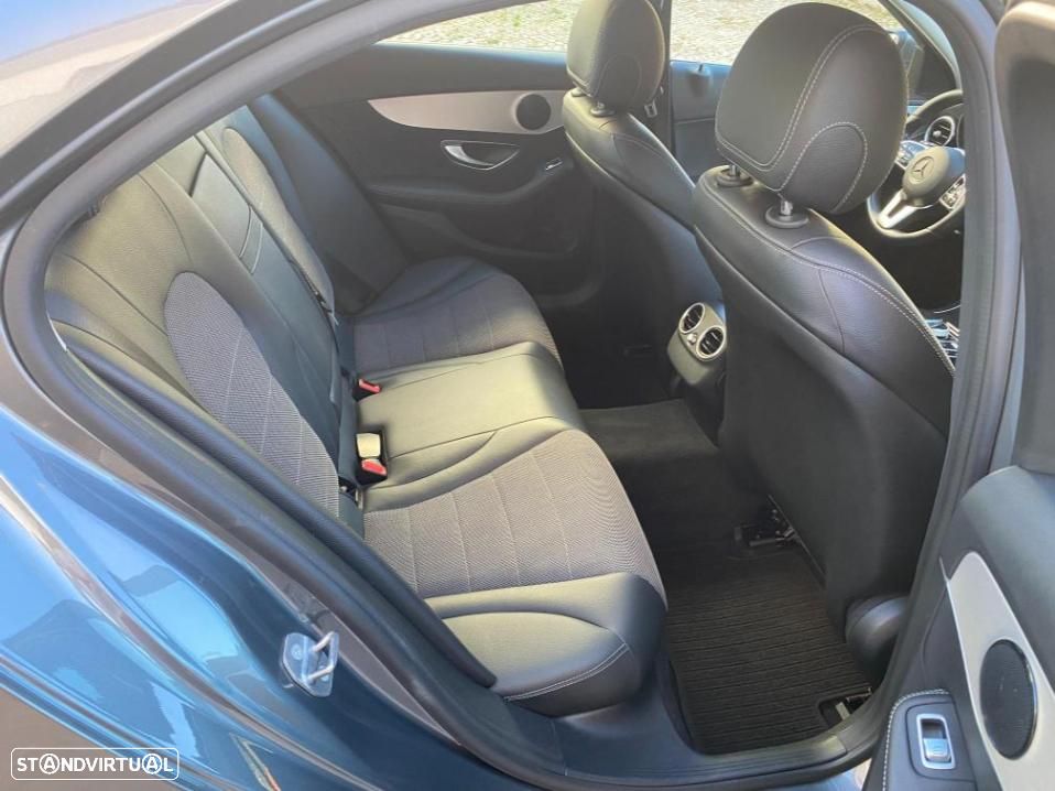 Mercedes-Benz C 220 d 9G-TRONIC Avantgarde - 32