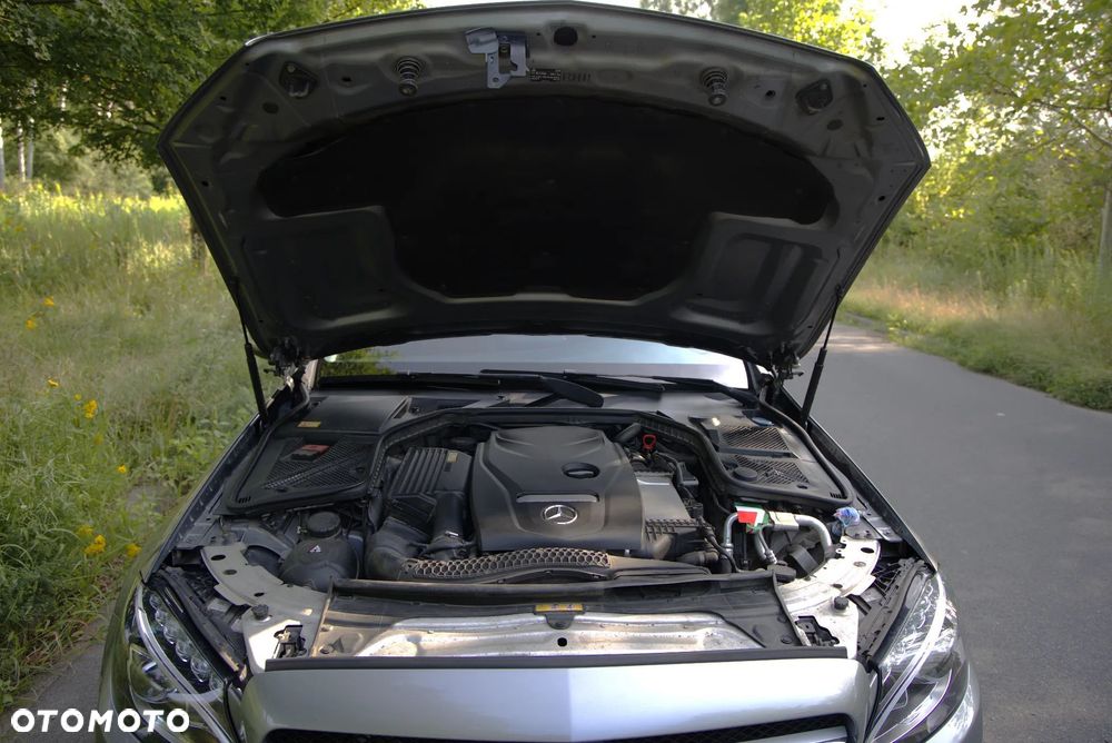 Mercedes-Benz Klasa C 180 (BlueEFFICIENCY) 7G-TRONIC Elegance - 26
