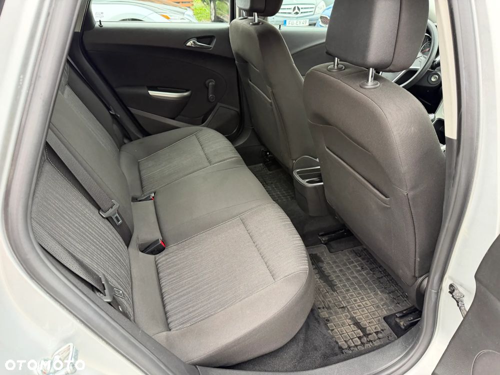 Opel Astra - 31