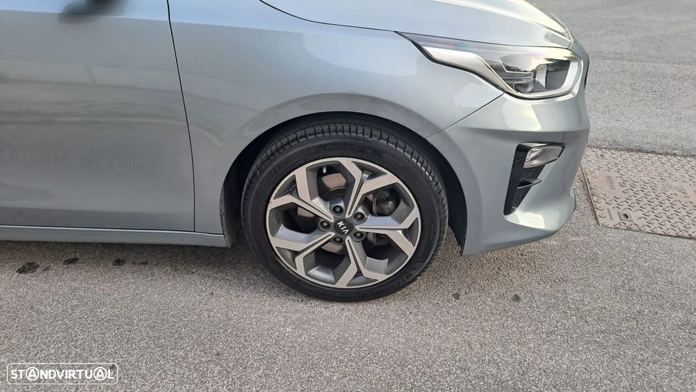 Kia Ceed SW 1.0 T-GDI Sport - 17