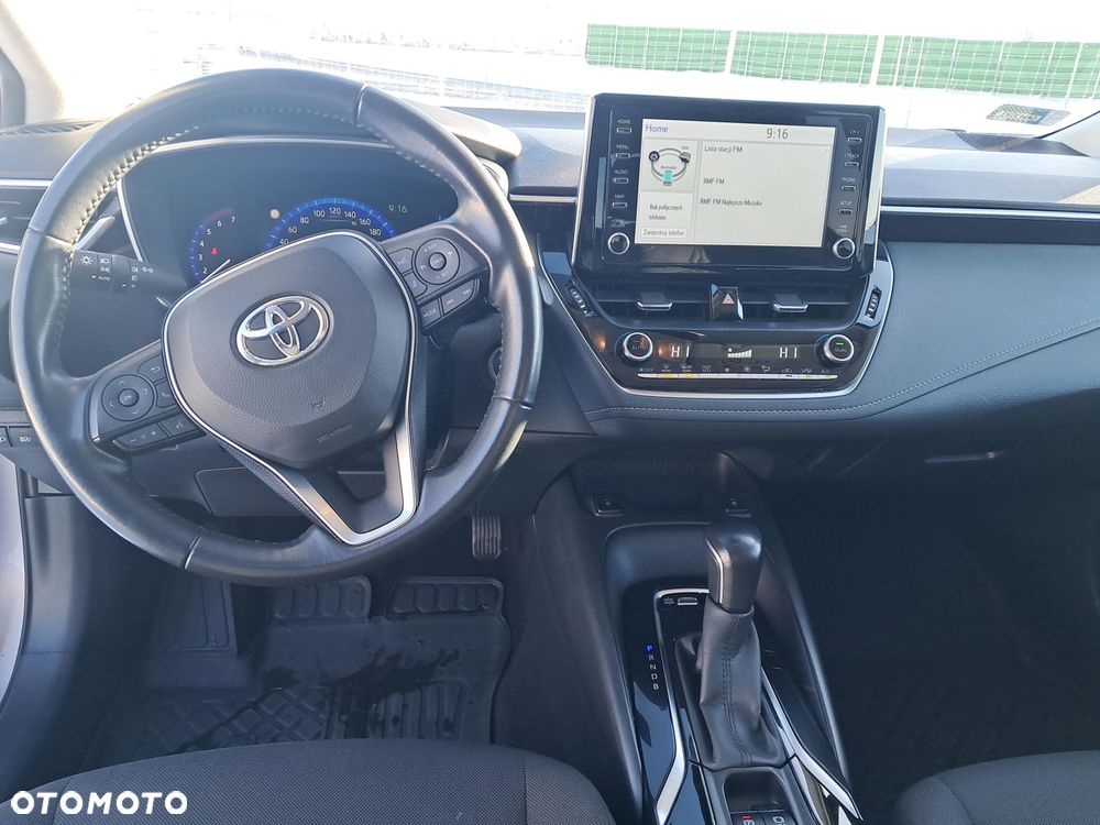 Toyota Corolla 1.8 Hybrid Comfort - 17