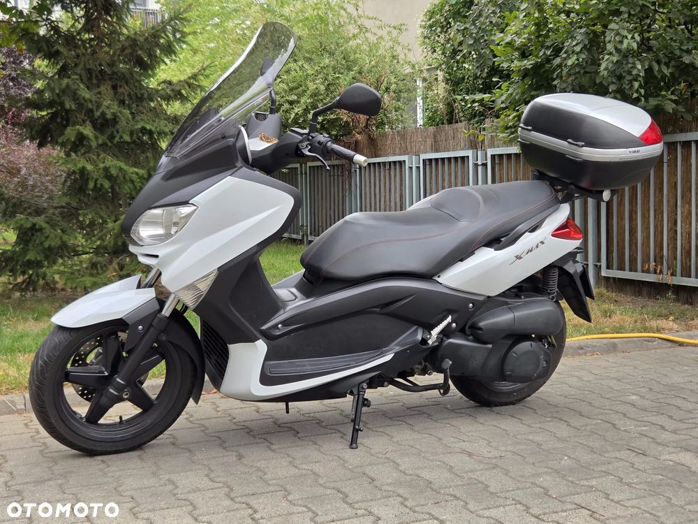 Yamaha X-max - 3