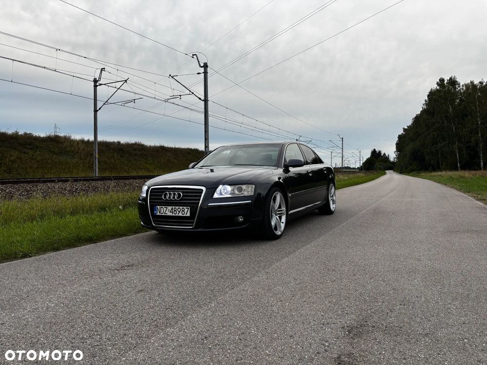 Audi A8 - 7