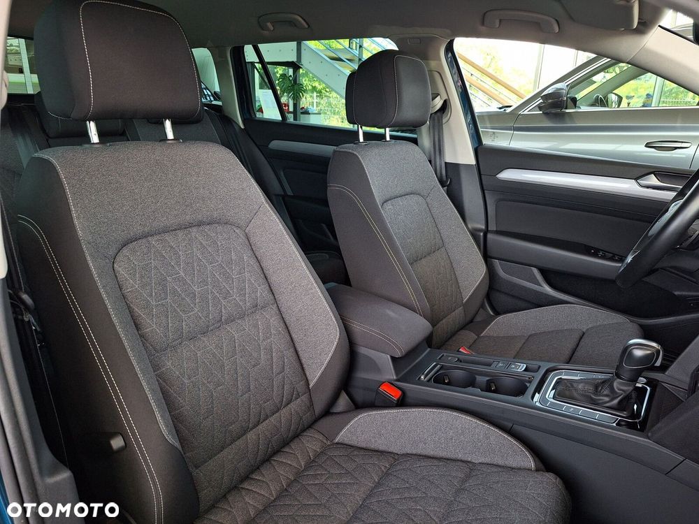 Volkswagen Passat Variant 2.0 TDI EVO Business DSG - 33