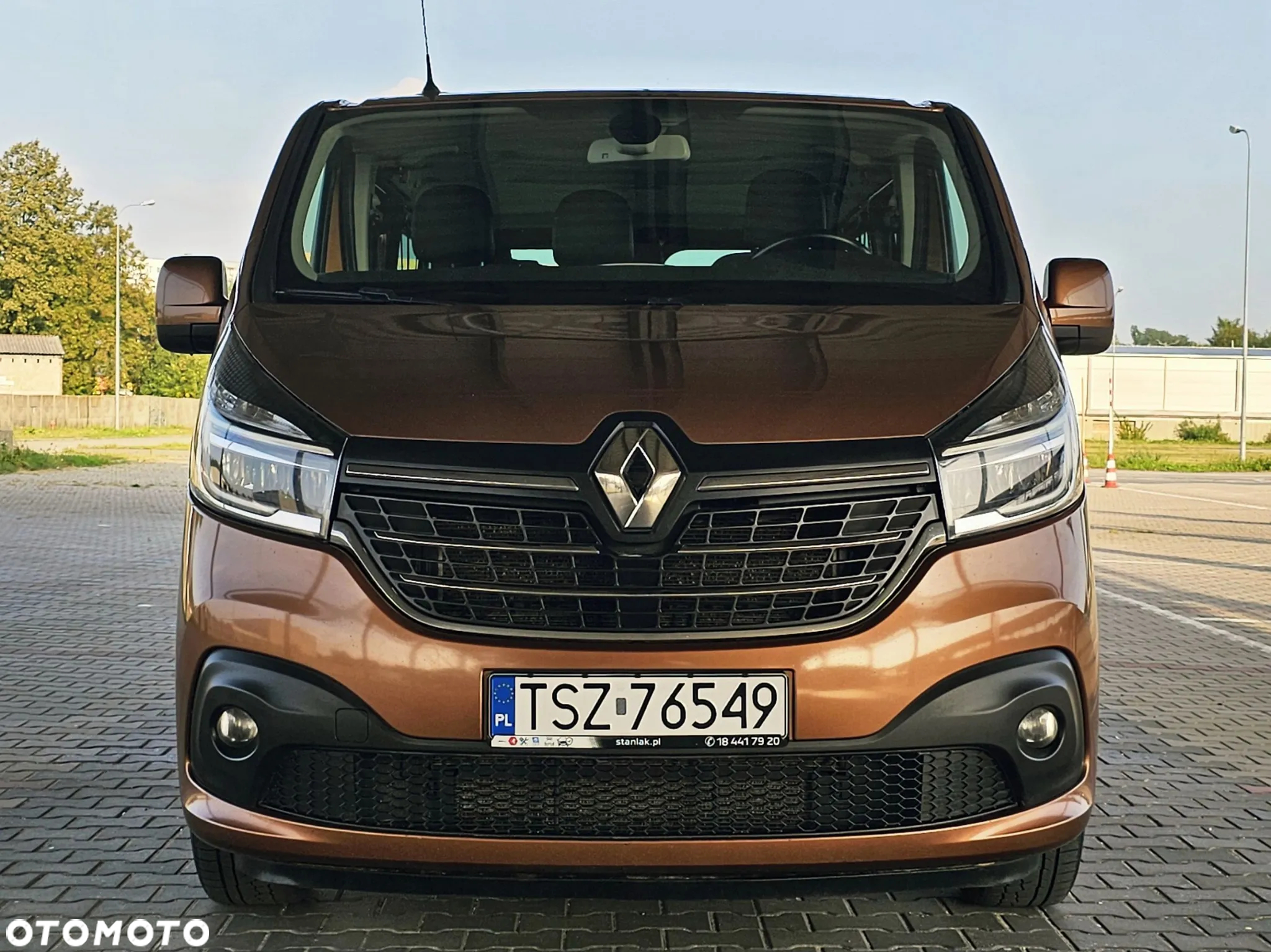 Renault Trafic Grand SpaceClass 2.0 dCi - 9