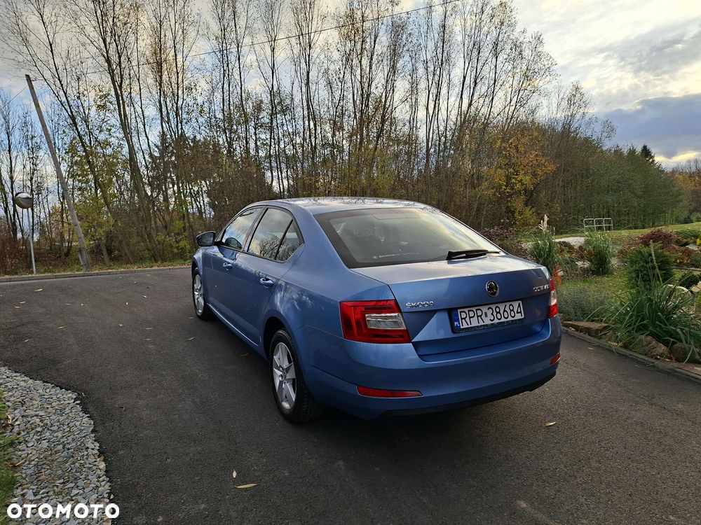 Skoda Octavia - 2