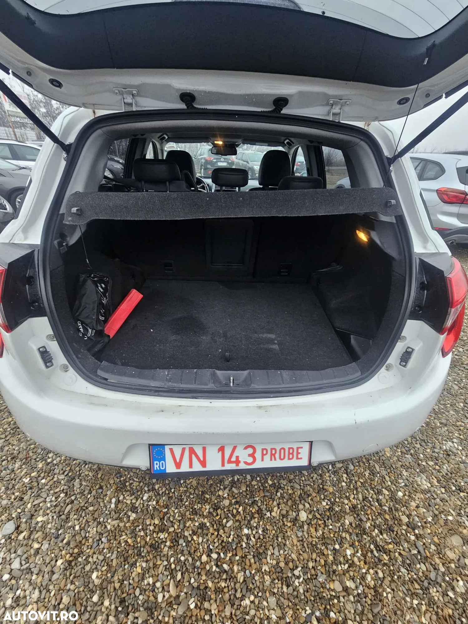 Citroën C4 Aircross - 12