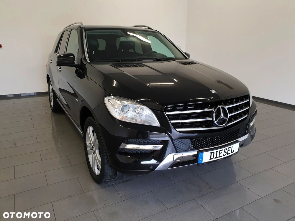 Mercedes-Benz ML 350 BlueTec 4-Matic - 32