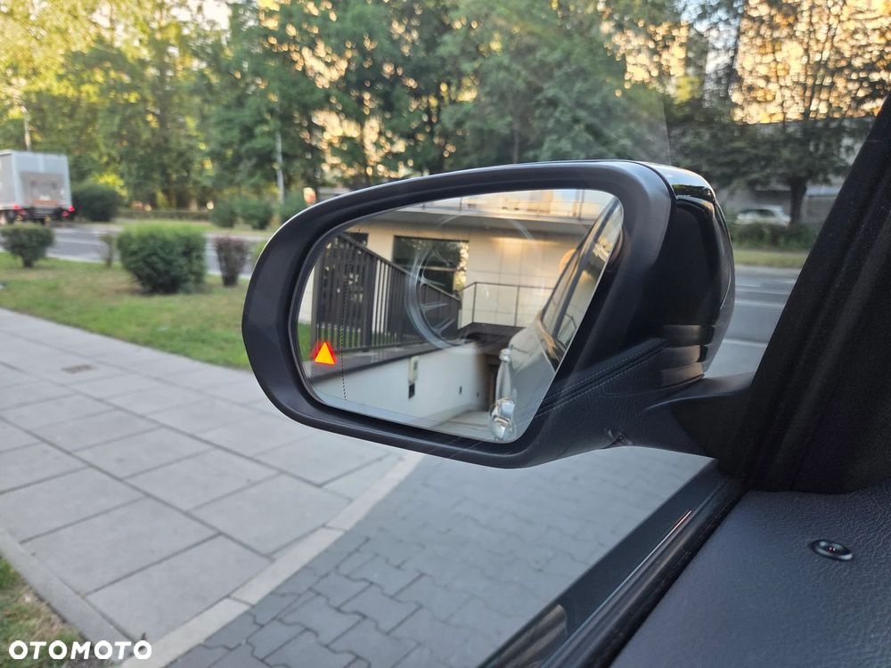 Mercedes-Benz GLA 250 4-Matic AMG Line - 28