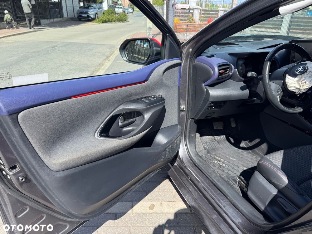 Toyota Yaris Hybrid 1.5 Tokyo Edition - 22