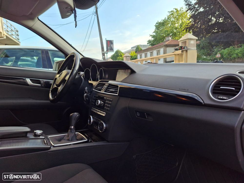 Mercedes-Benz C 200 Station CDI DPF (BlueEFFICIENCY) Elegance - 22