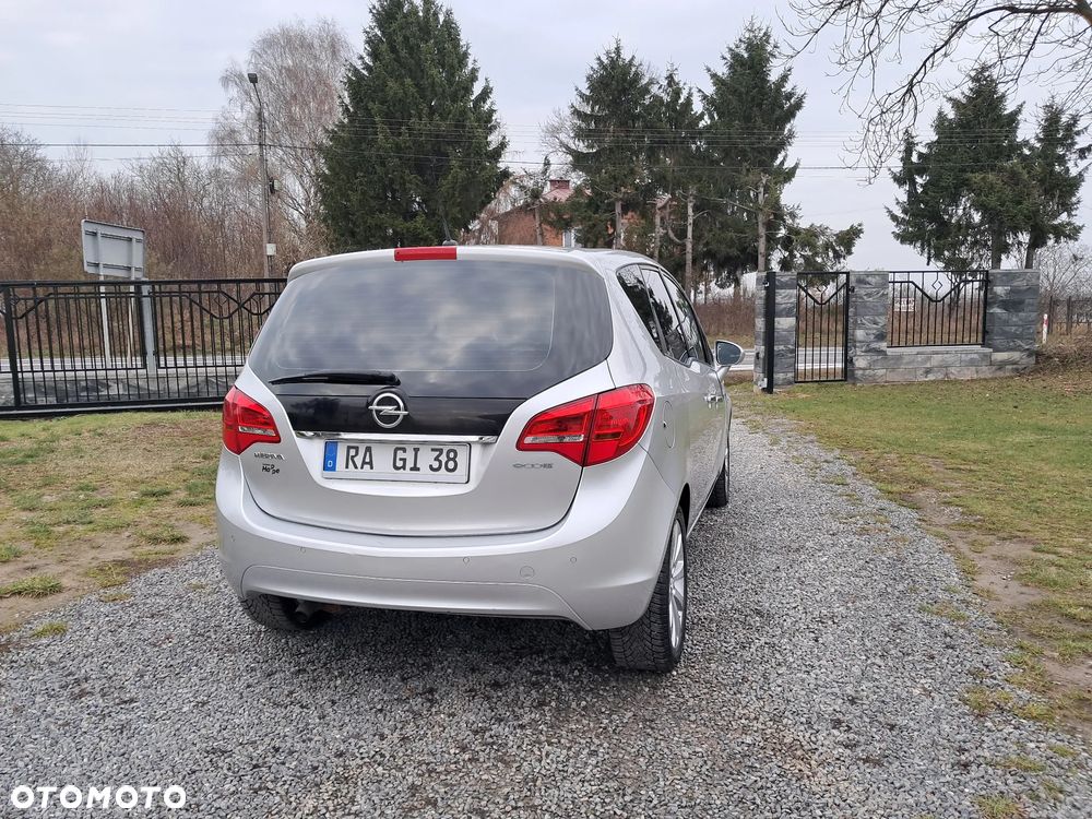 Opel Meriva 1.4 T Cosmo S&S - 4