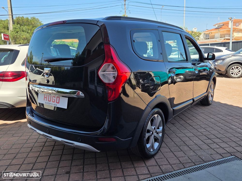 Dacia Lodgy 1.2 TCe Confort 7L - 5