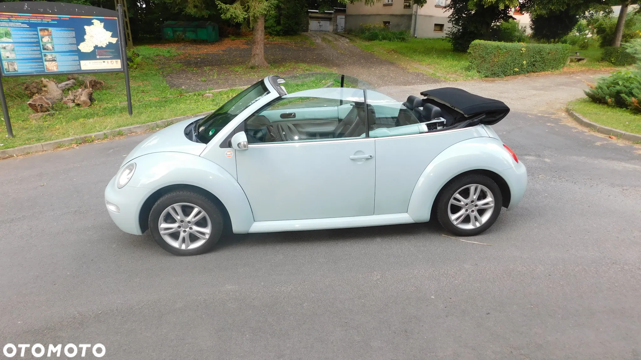 Volkswagen New Beetle Cabriolet 2.0 - 33