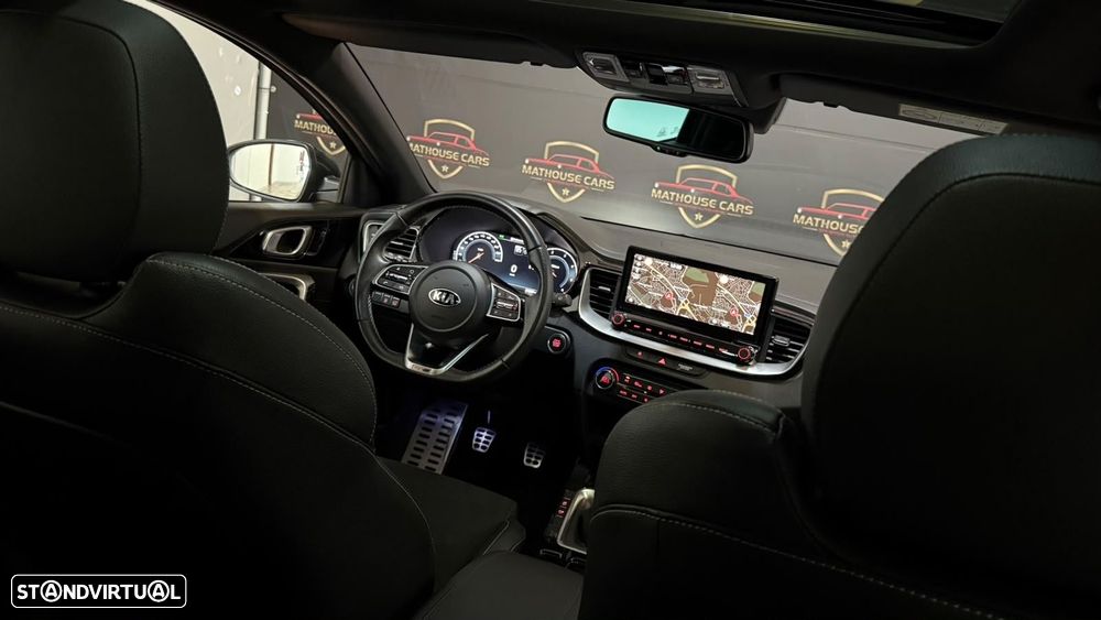 Kia ProCeed 1.6 CRDi GT Line - 32