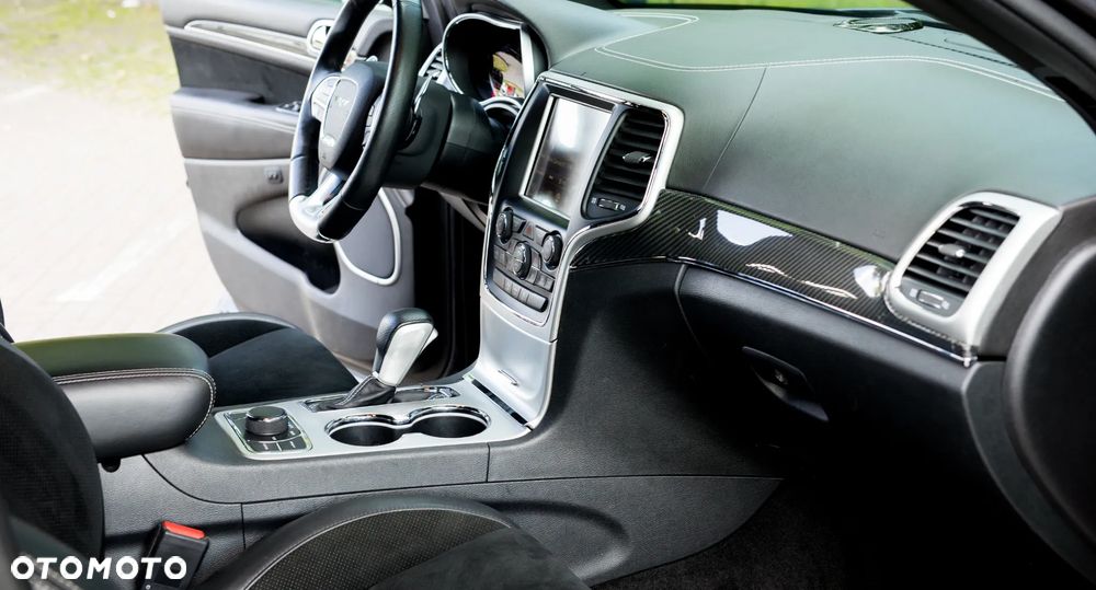 Jeep Grand Cherokee 6.4 V8 SRT8 - 15