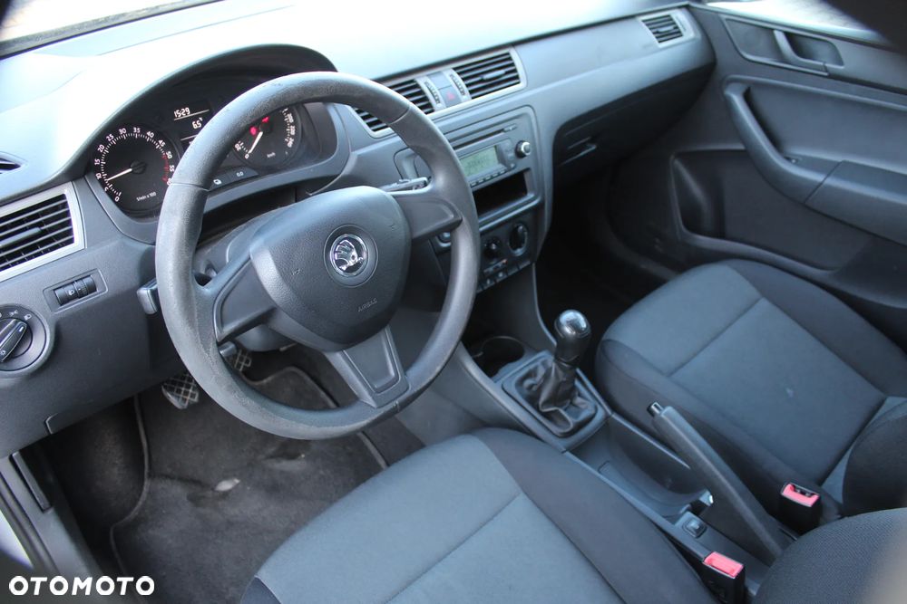 Skoda RAPID 1.6 TDI DPF Active - 9