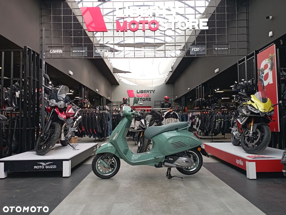 Vespa Primavera - 4