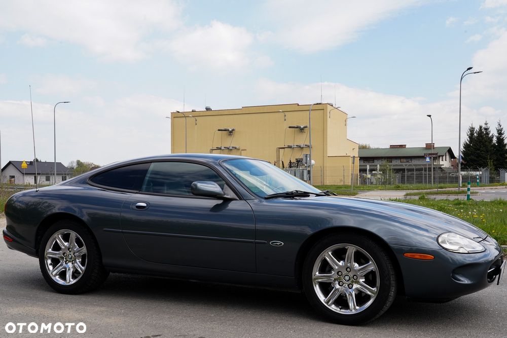 Jaguar XK8 - 10