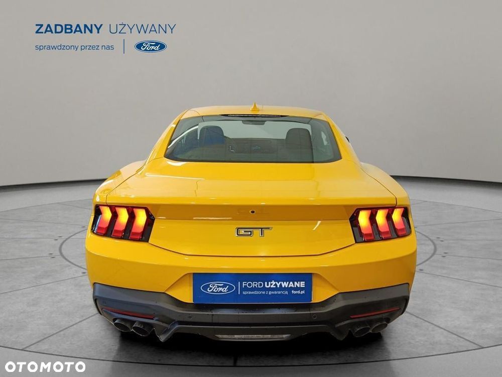 Ford Mustang Fastback 24 - 6