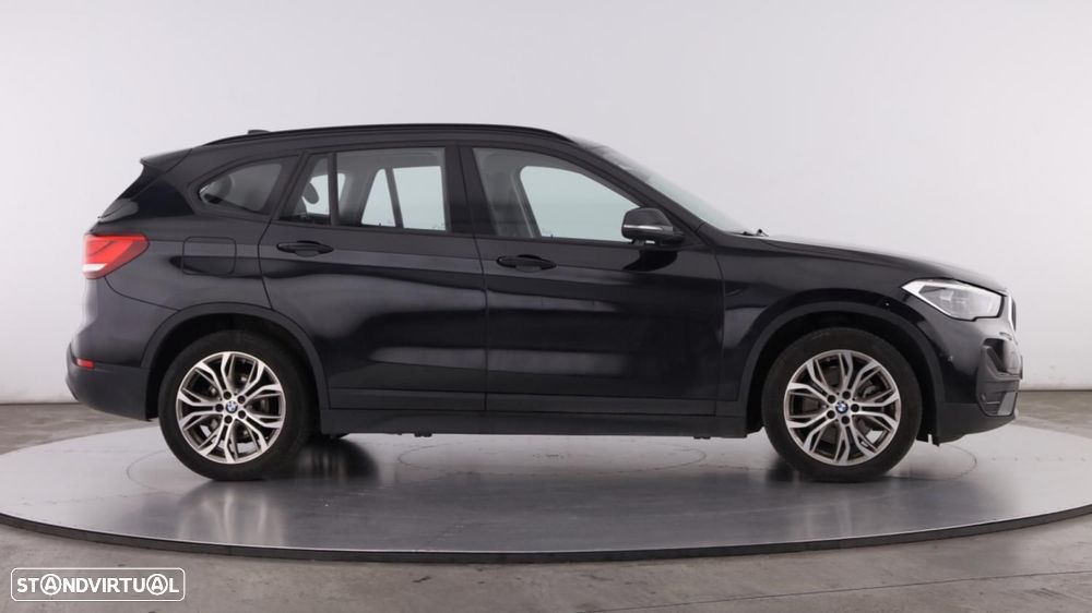 BMW X1 25 e xDrive - 8