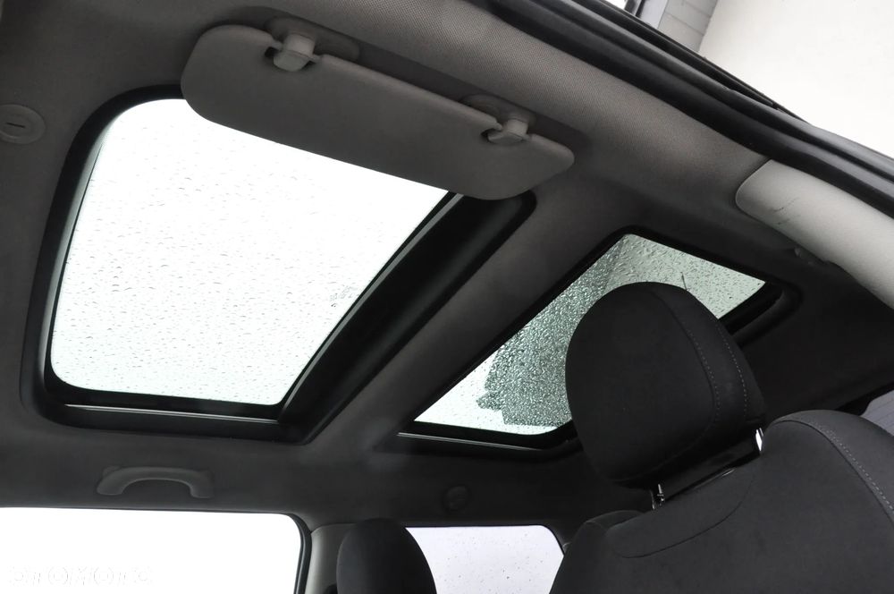 MINI Cooper John Works Trim - 19