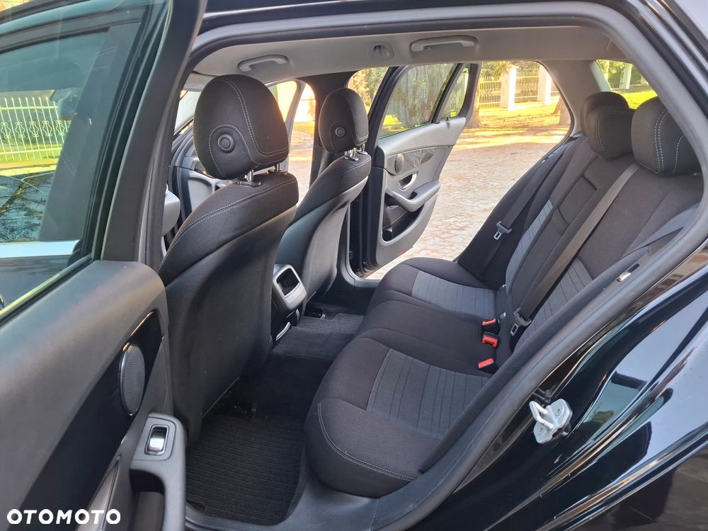 Mercedes-Benz Klasa C 200 (BlueTEC) d 7G-TRONIC Exclusive - 17