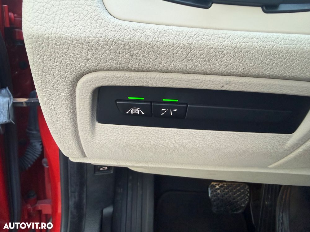 BMW Seria 3 325d Aut. Sport Line - 8