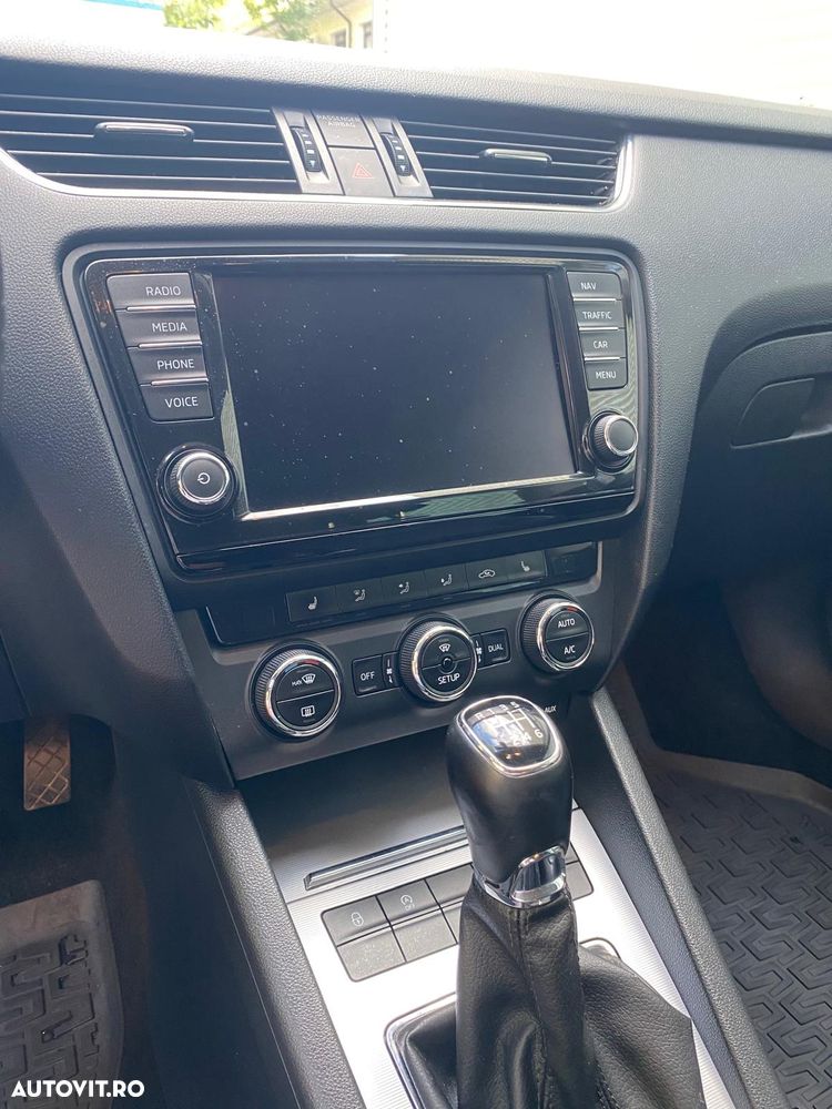 Skoda Octavia 2.0 TDI Ambition - 13