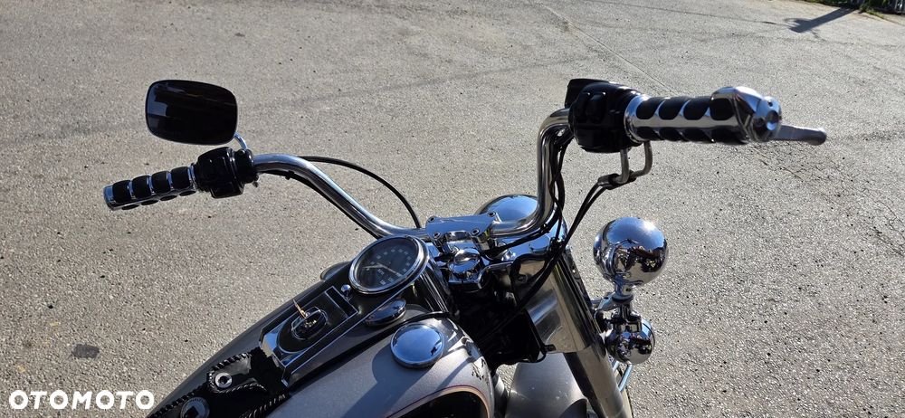 Harley-Davidson Softail Heritage Classic - 31