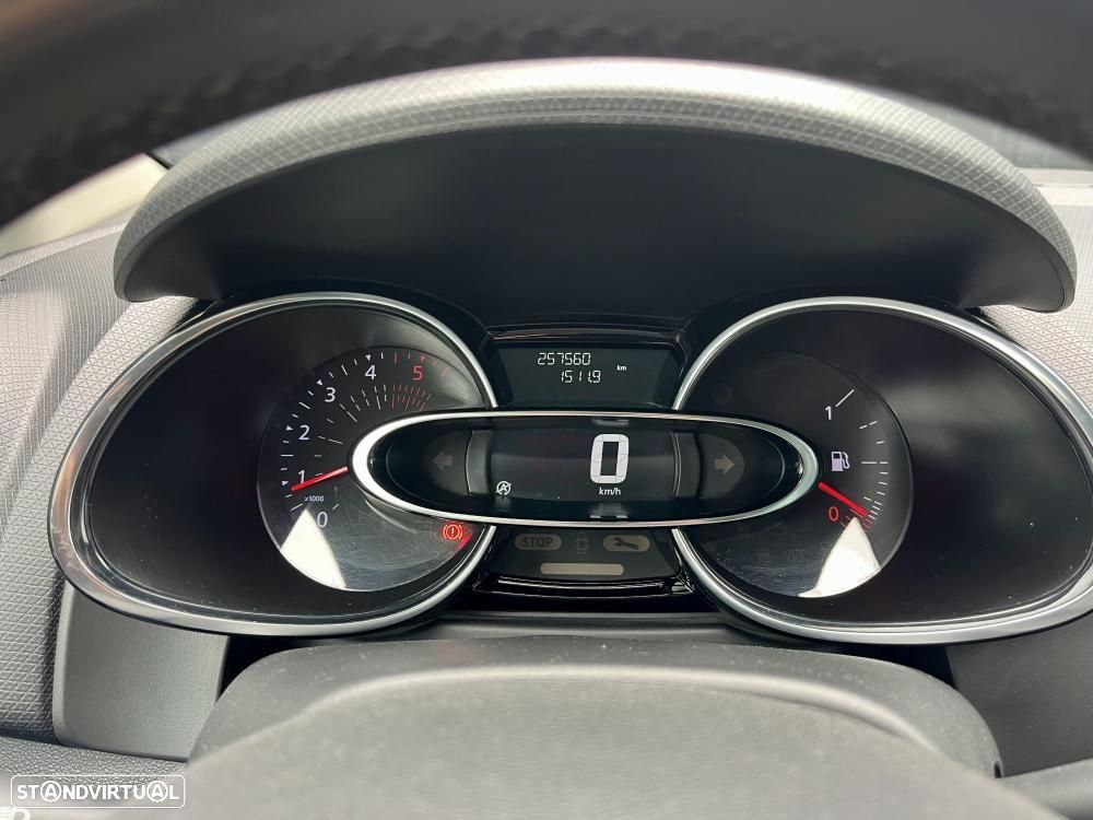 Renault Clio 1.5 dCi Limited EDition - 16