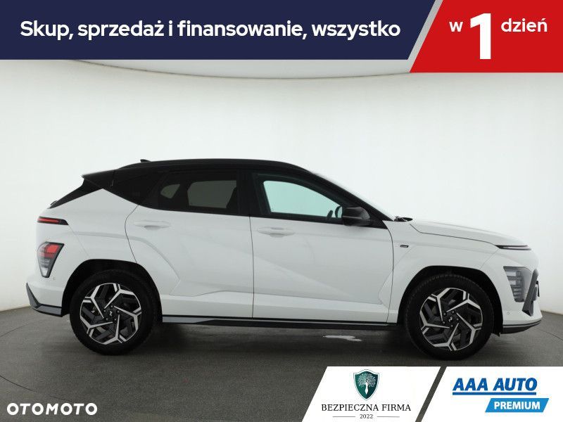 Hyundai Kona - 8