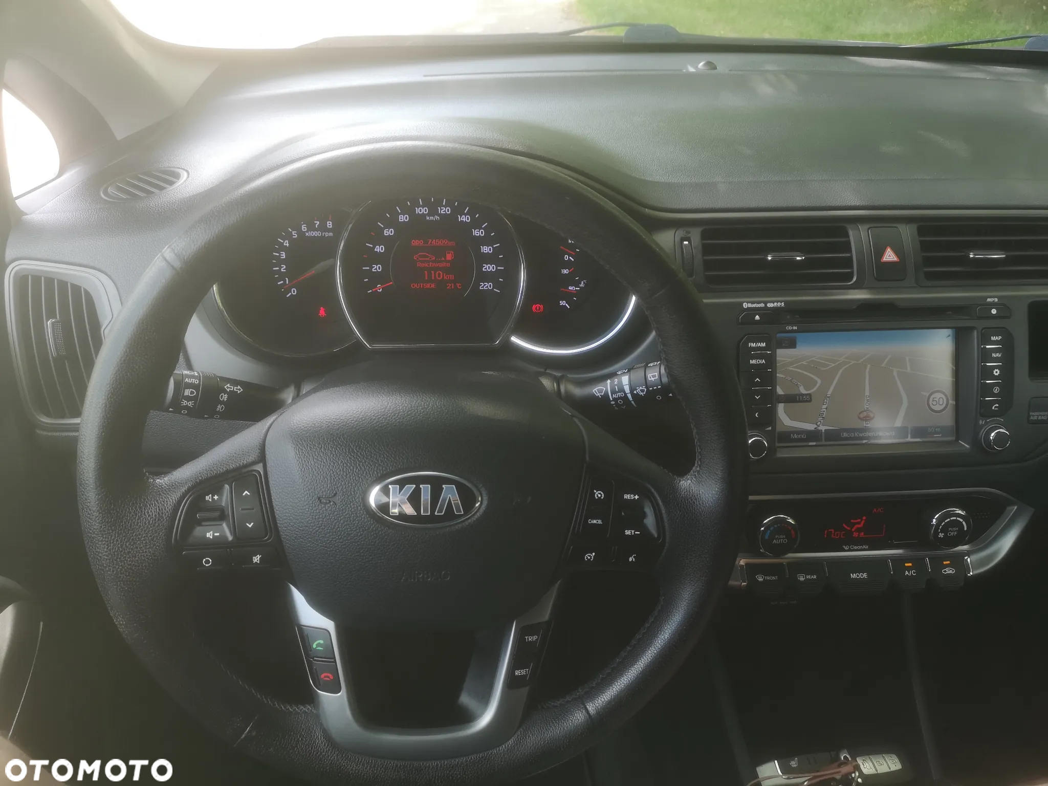 Kia Rio - 9