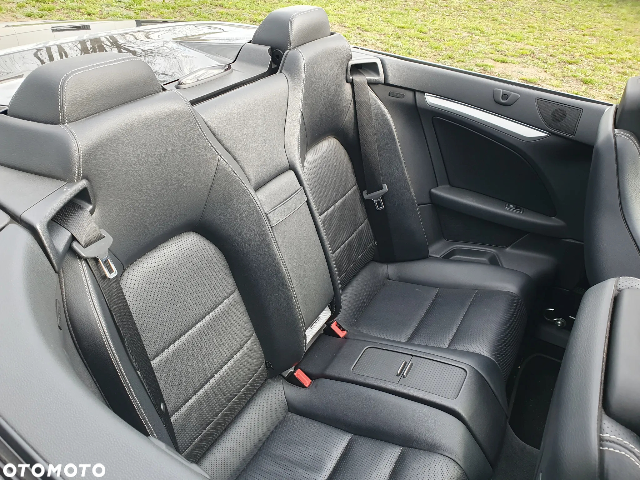 Mercedes-Benz Klasa E 200 Cabrio BlueEFFICIENCY 7G-TRONIC Avantgarde - 21