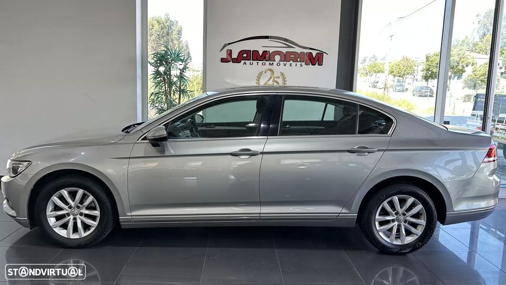 VW Passat 2.0 TDI Confortline - 6