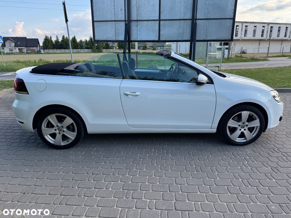 Volkswagen Golf - 6