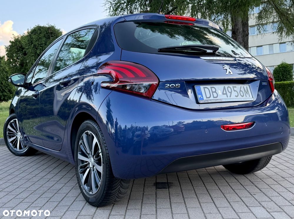 Peugeot 208 PureTech 82 Urban Move - 28