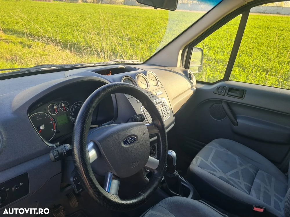 Ford TRANSIT CONNECT - 6