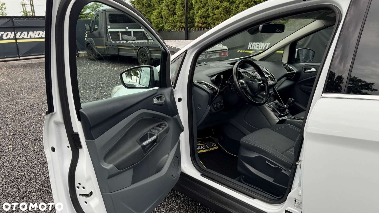 Ford C-MAX - 17