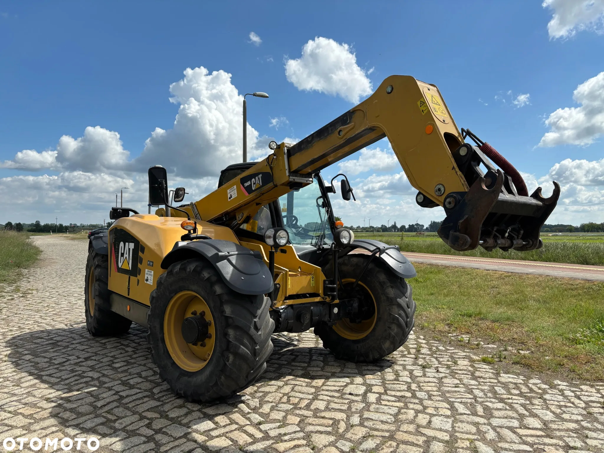 Caterpillar TH406 AG - 2