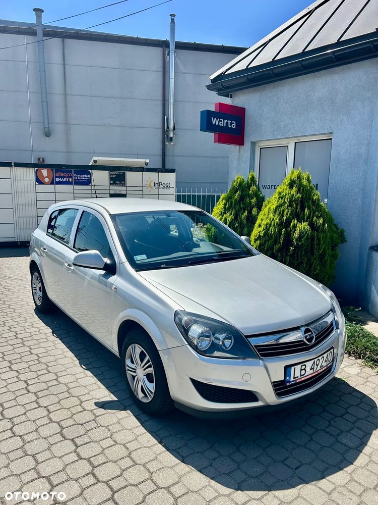 Opel Astra 1.6 Enjoy - 1