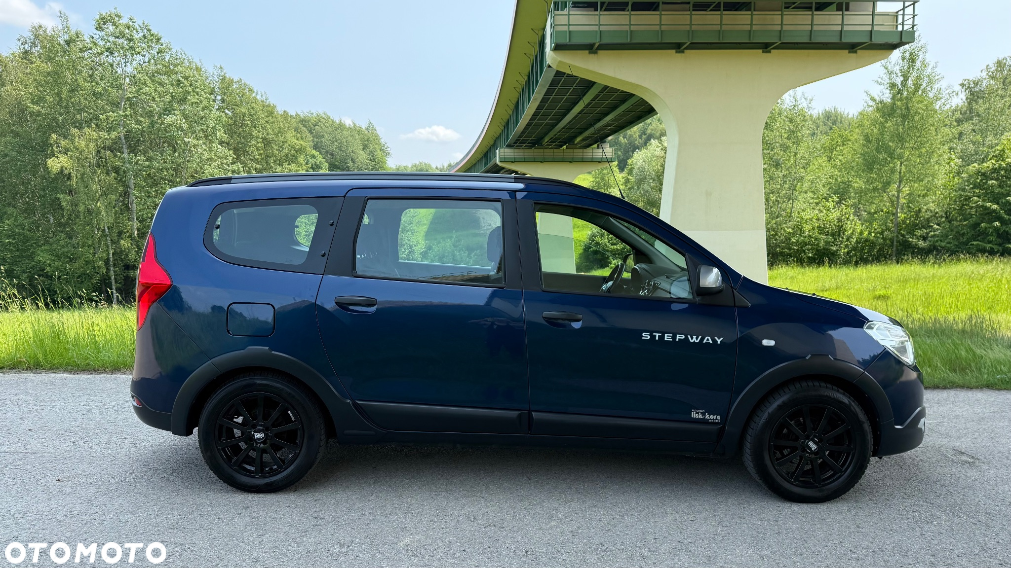 Dacia Lodgy 1.6 SCe Access S&S - 37