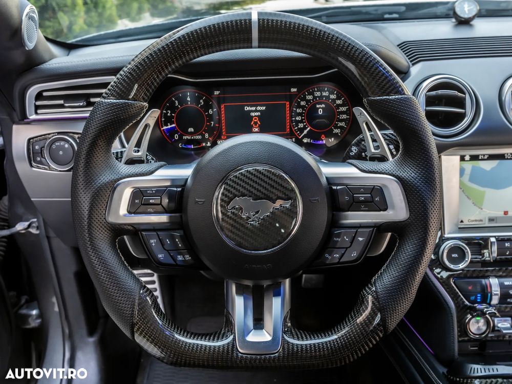 Ford Mustang - 20