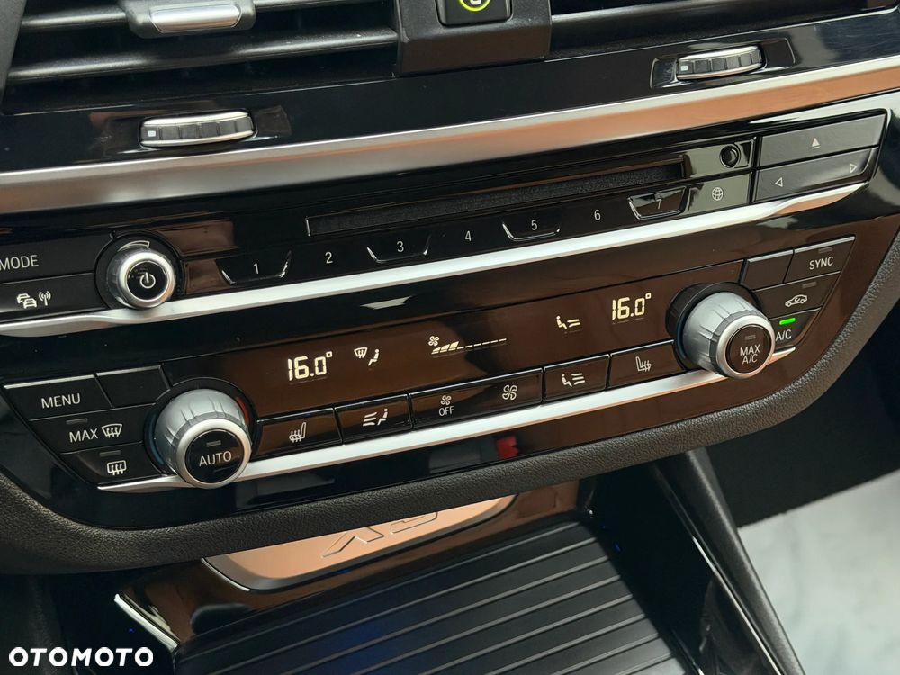 BMW X3 xDrive20d xLine - 23