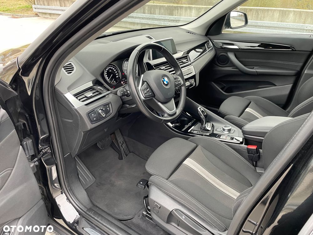 BMW X1 sDrive18i Sport Line - 12