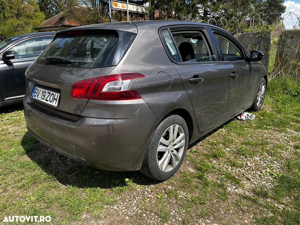 Peugeot 308 - 9