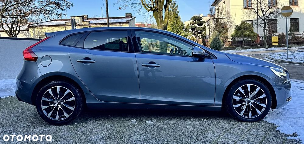 Volvo V40 D3 Geartronic Momentum - 9